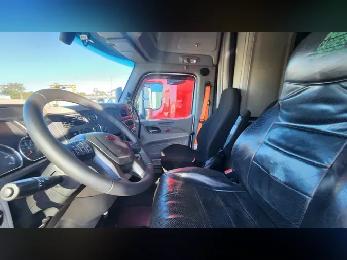 2020 Peterbilt 579