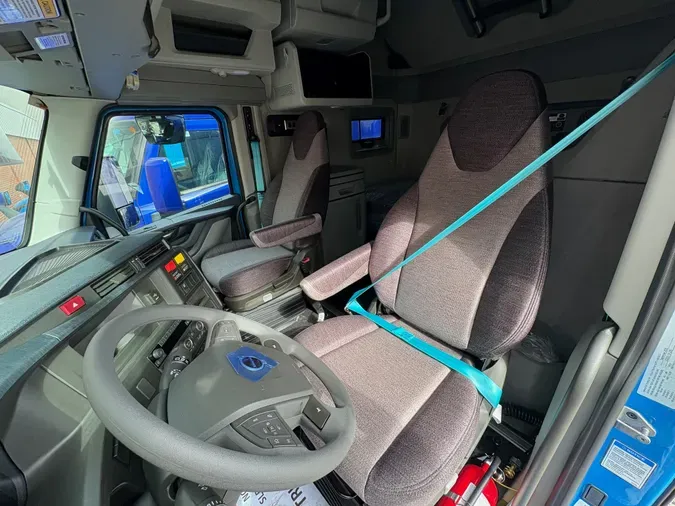 2026 Volvo VNL
