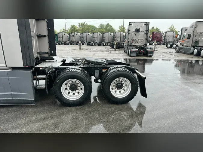 2024 Freightliner Cascadia 126
