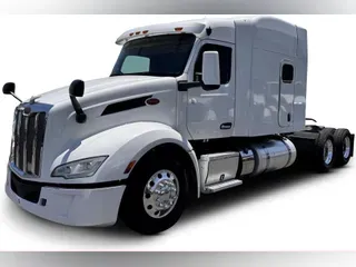 2022 Peterbilt 579