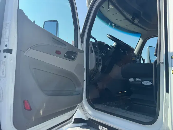 2022 Peterbilt 579