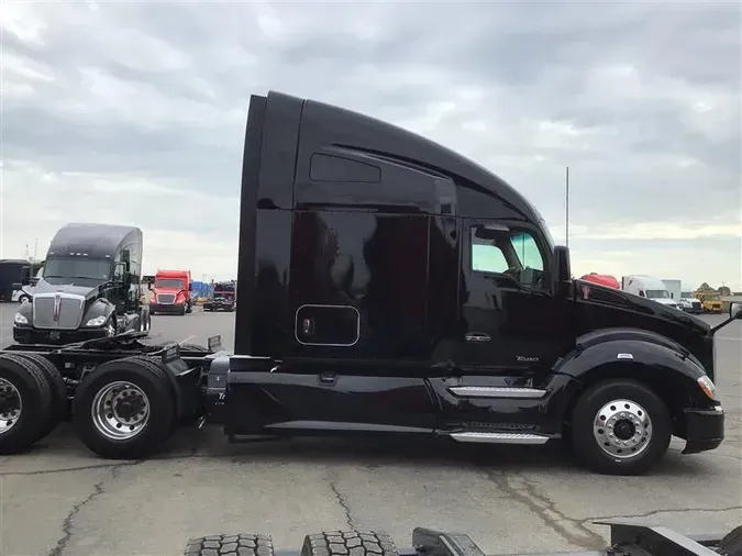 2021 KENWORTH T680