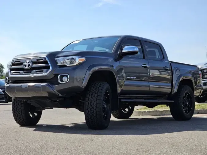 2017 Toyota Tacoma