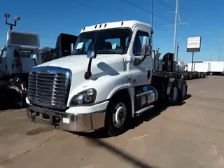 2020 FREIGHTLINER CASCADIA 125