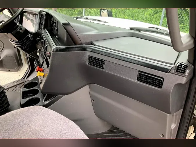 2020 INT LT625 6x4