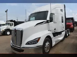 2023 KENWORTH T680