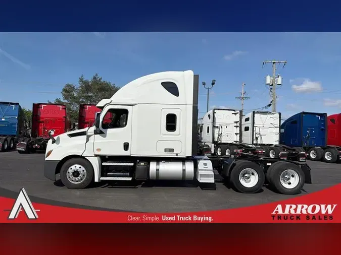 2019 FREIGHTLINER CA126