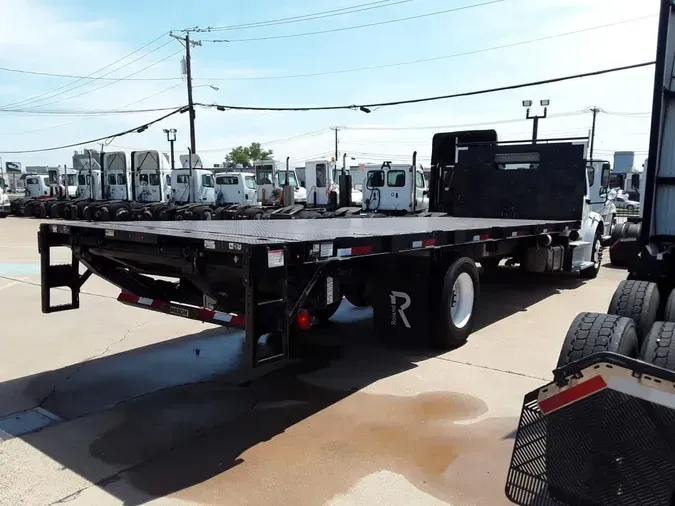 2019 FREIGHTLINER M2 106