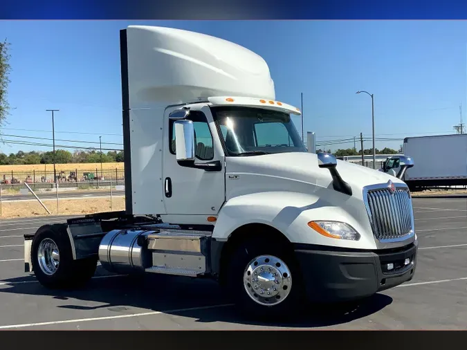 2022 INT LT625 4x2183d848db67e8a568f22fb929b801e03