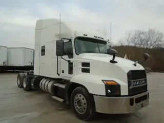 2019 MACK AN64T