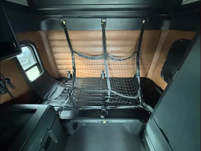 2023 Freightliner Cascadia 126