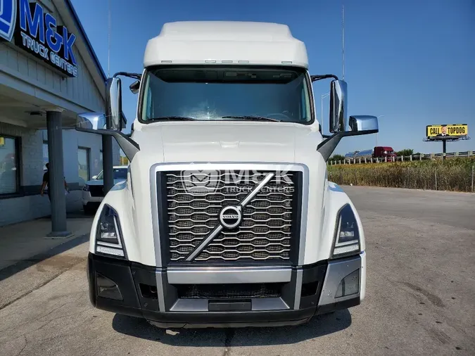 2024 VOLVO VNL64T760