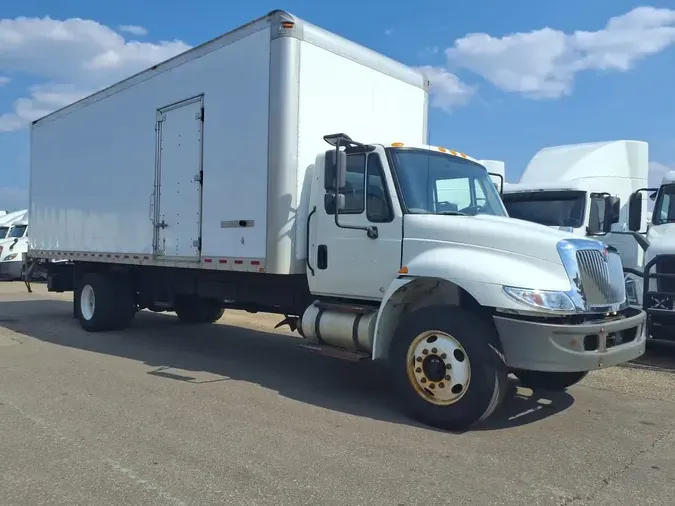 2019 NAVISTAR INTERNATIONAL 4300