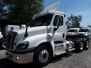 2017 FREIGHTLINER/MERCEDES CASCADIA 125