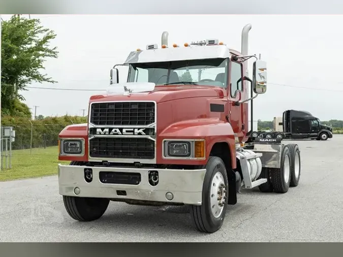 2022 MACK PINNACLE CHU613184eb81f16d82b17b54c2c51c39e71f7