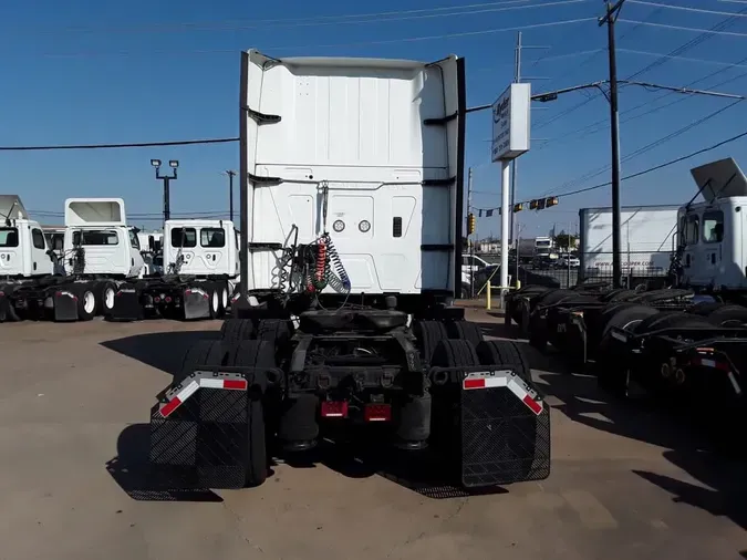 2020 NAVISTAR INTERNATIONAL LT625 SLPR CAB