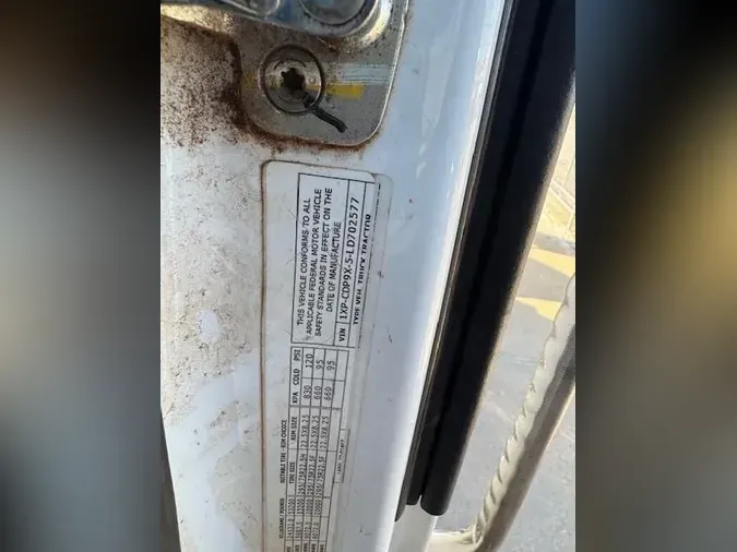 2020 Peterbilt 5671852b5448e3920fffda4fe417d6d7101