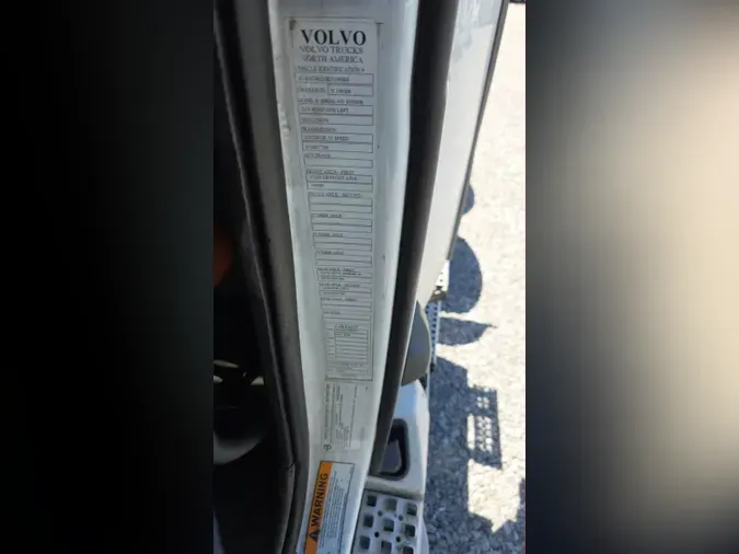 2019 Volvo VNL300