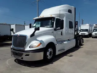 2019 NAVISTAR INTERNATIONAL LT625 SLPR CAB