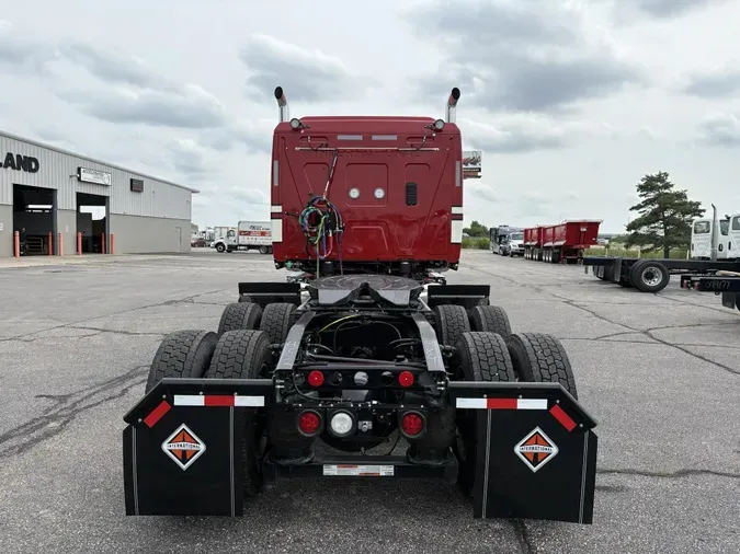 2027 International HX520 SLEEPER185737c88c41bd14d33e37a2b5b3364f