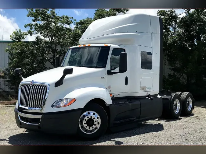 2022 INT LT625 6x4