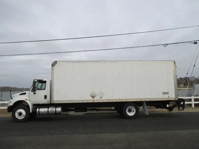 2016 INTERNATIONAL 4300