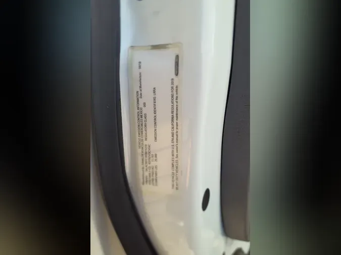 2019 FREIGHTLINER/MERCEDES M2 106