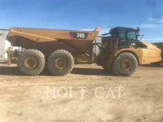 2018 Caterpillar 745