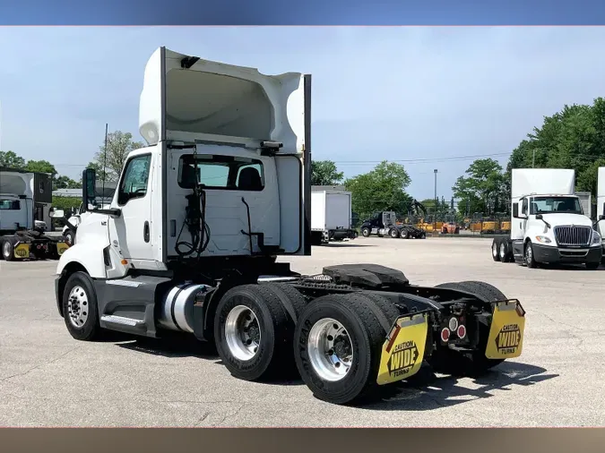2021 INT LT625 6x4185b4c5e947d6a7d376c60205c4229ab