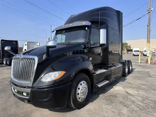 2020 International LT625