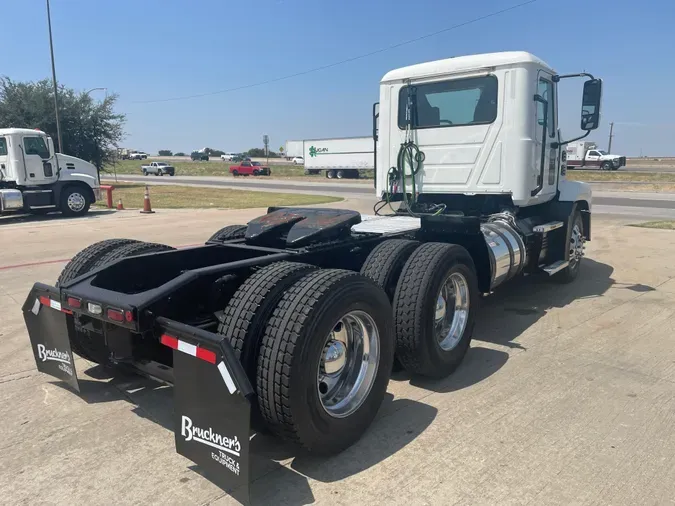 2019 MACK AN64T