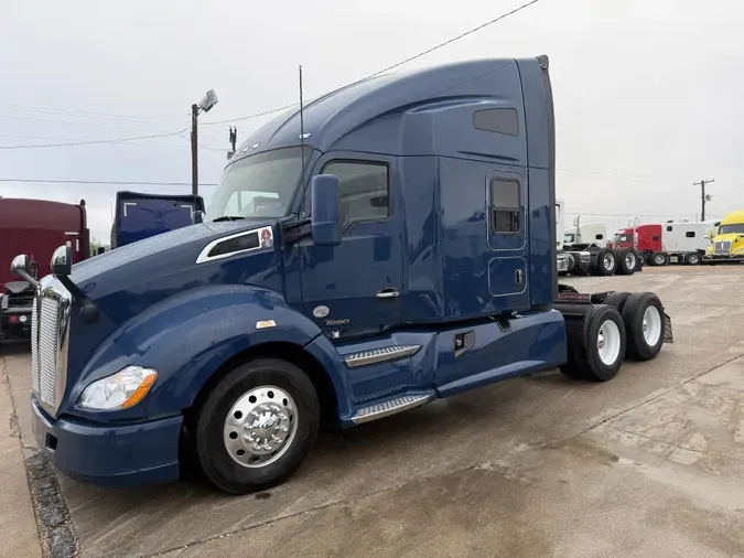 2022 Kenworth T680