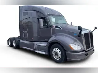 2022 Kenworth T680