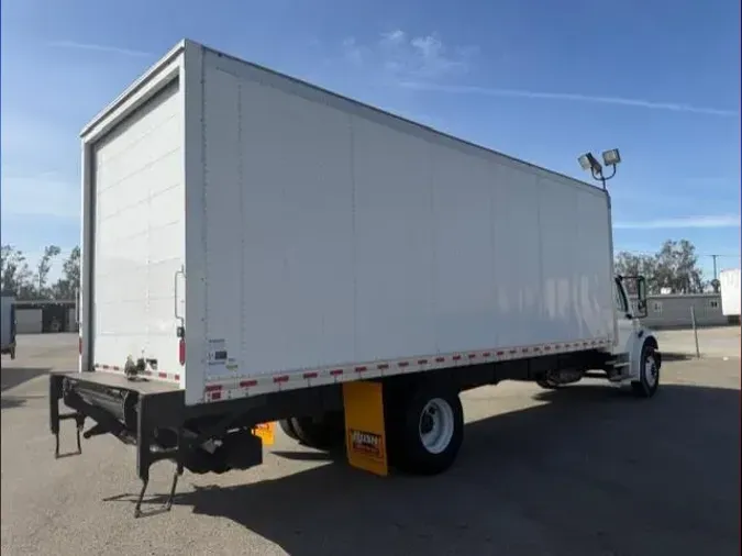 2021 Freightliner Business Class M2 106