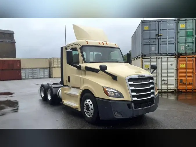 2020 FREIGHTLINER/MERCEDES NEW CASCADIA PX126641868087c0e6ebf9b7ec7b22fdc1421d2