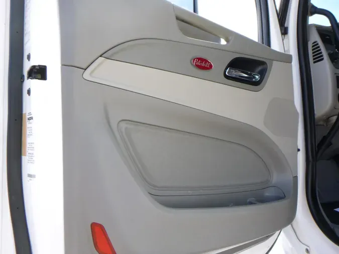 2021 Peterbilt 579