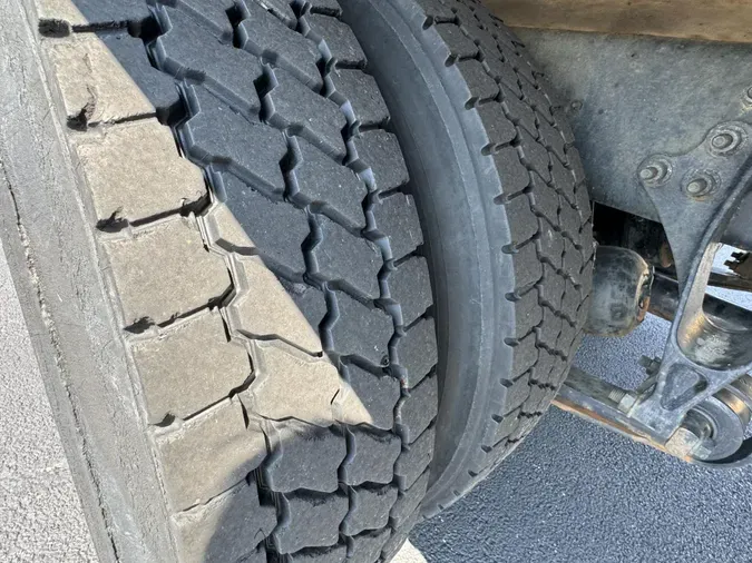 2019 International 4300