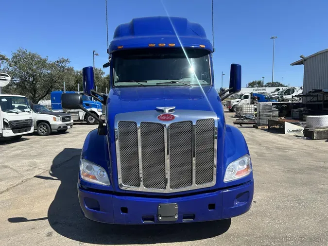 2022 Peterbilt 579