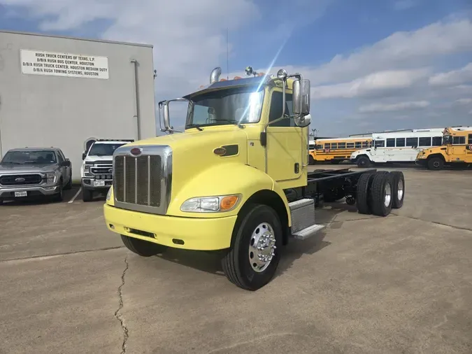 2020 Peterbilt 348