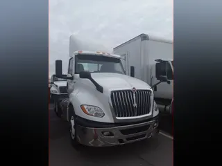 2019 NAVISTAR INTERNATIONAL LT625 DAYCAB T/A