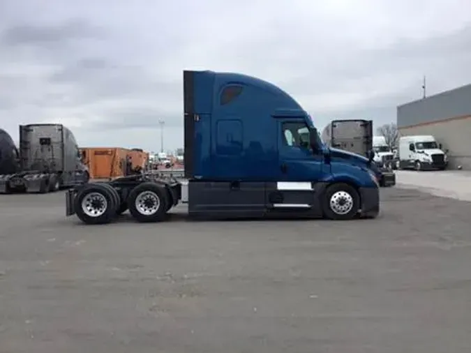 2022 Freightliner Cascadia