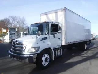 2017 HINO HINO 268