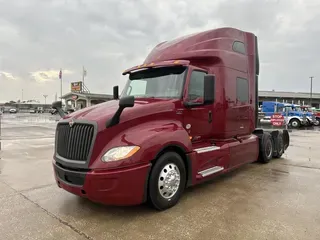 2022 International LT625