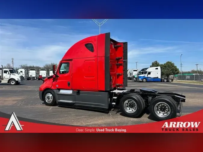 2023 FREIGHTLINER CA126