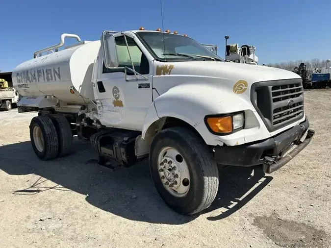 2003 FORD F650 SD