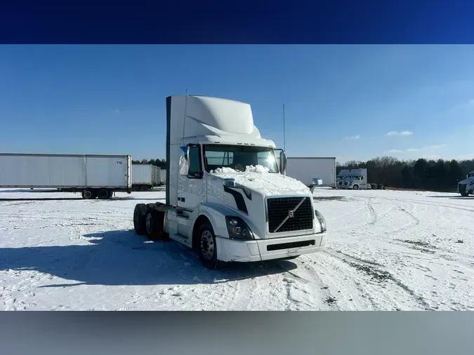 2018 Volvo VNL300187c67c193c023d49c231e32328b5fb9