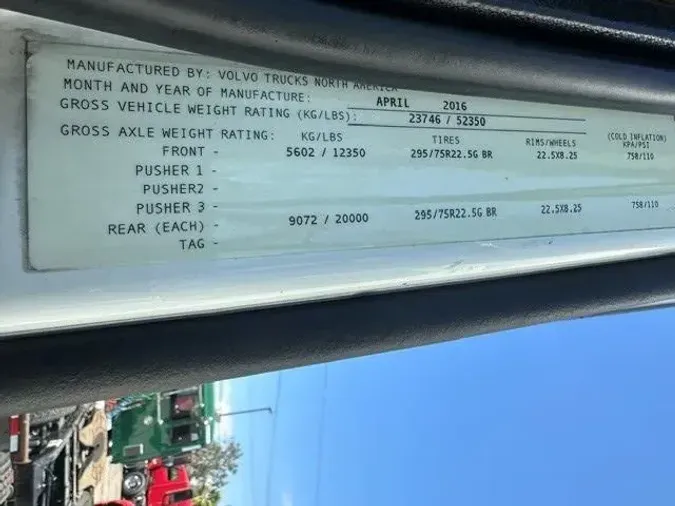 2017 Volvo VNL300187eaeedca17887dc3136f226e1279cb