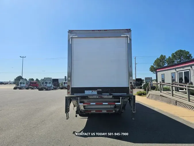 2018 FREIGHTLINER M2 106
