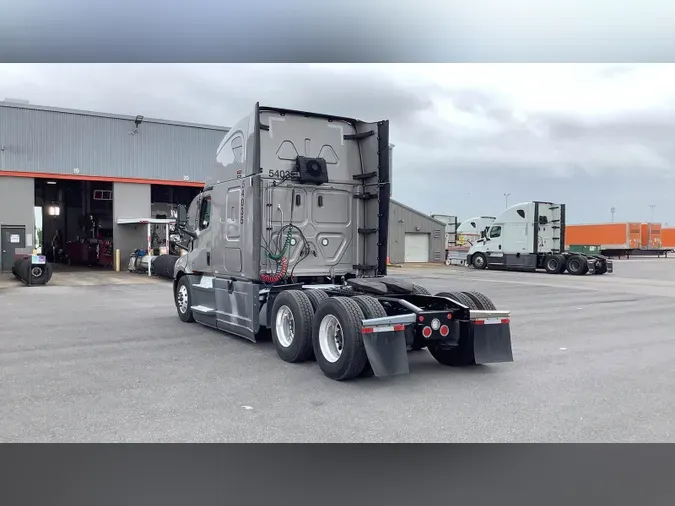 2023 Freightliner Cascadia 126187ef9d0e0571f789607a9b6d54dea6b