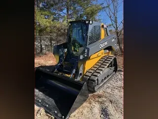 2022 John Deere 333G